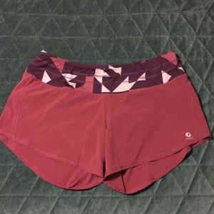 Oiselle Roga Shorts Size 6